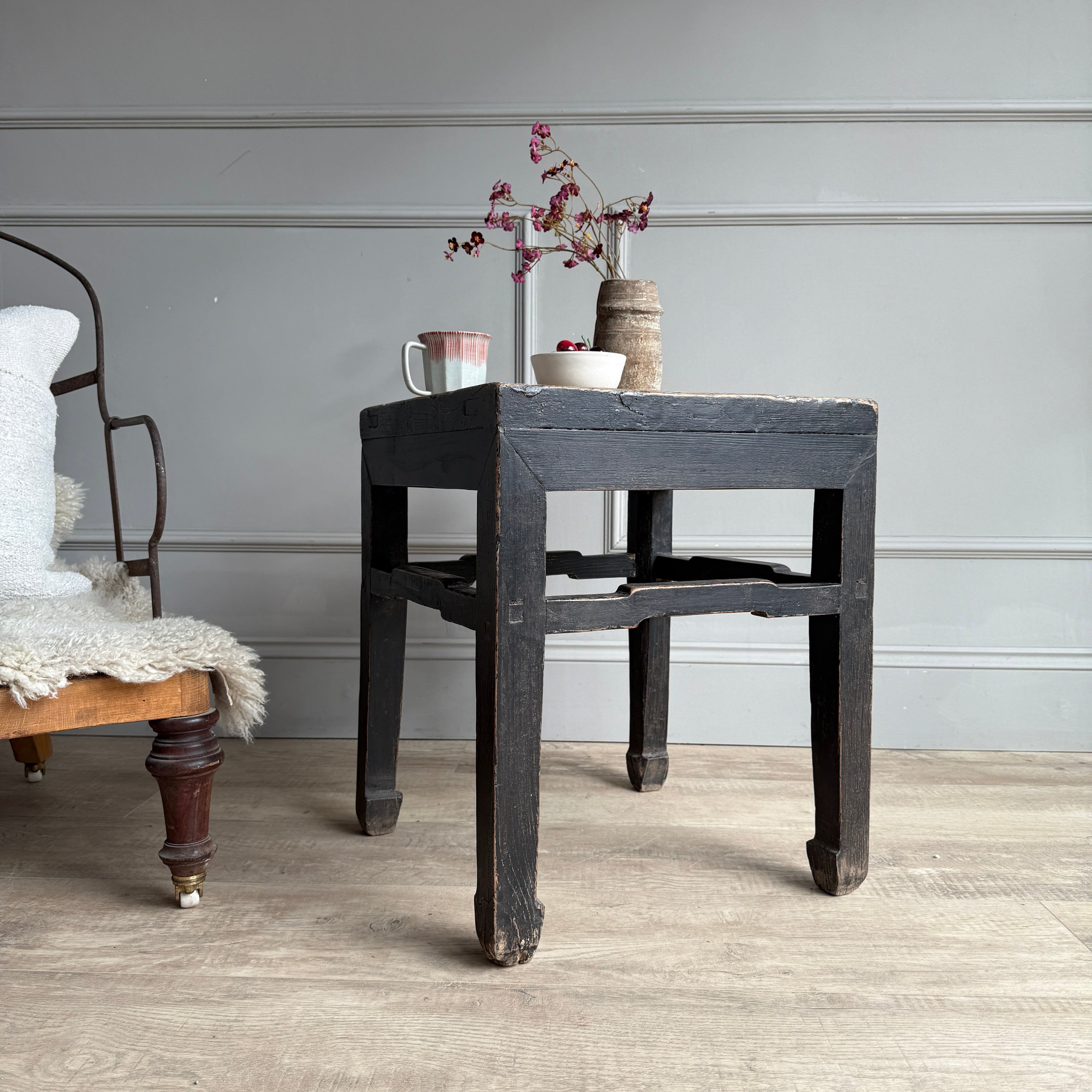 Antique Side Table Sebathian