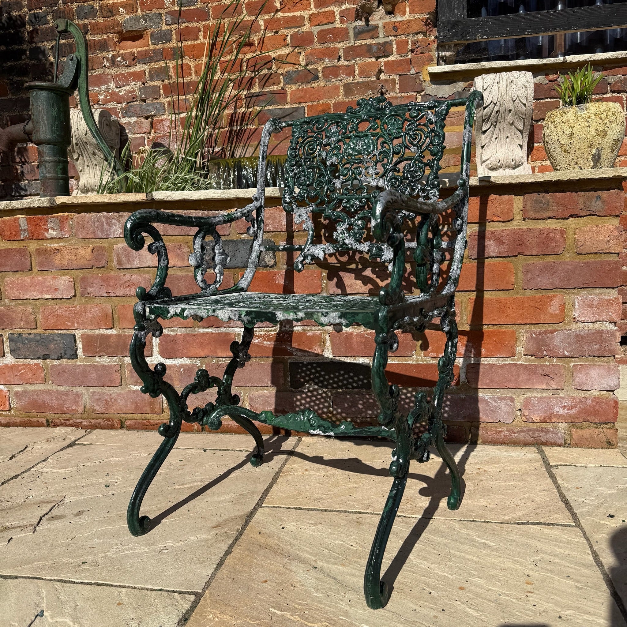 Antique decorative cast iron Garden Chair