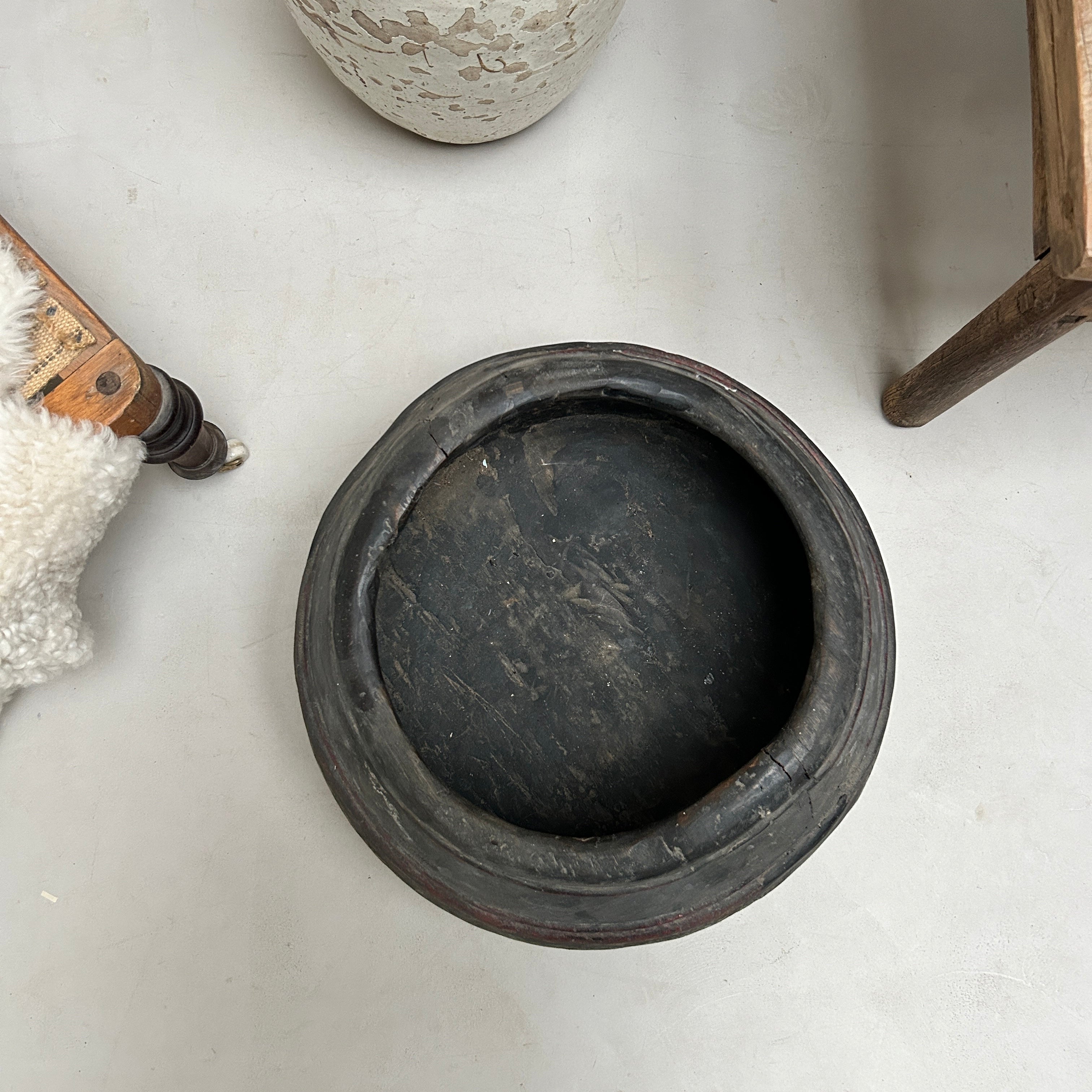Antique water bowl XL | Zahra
