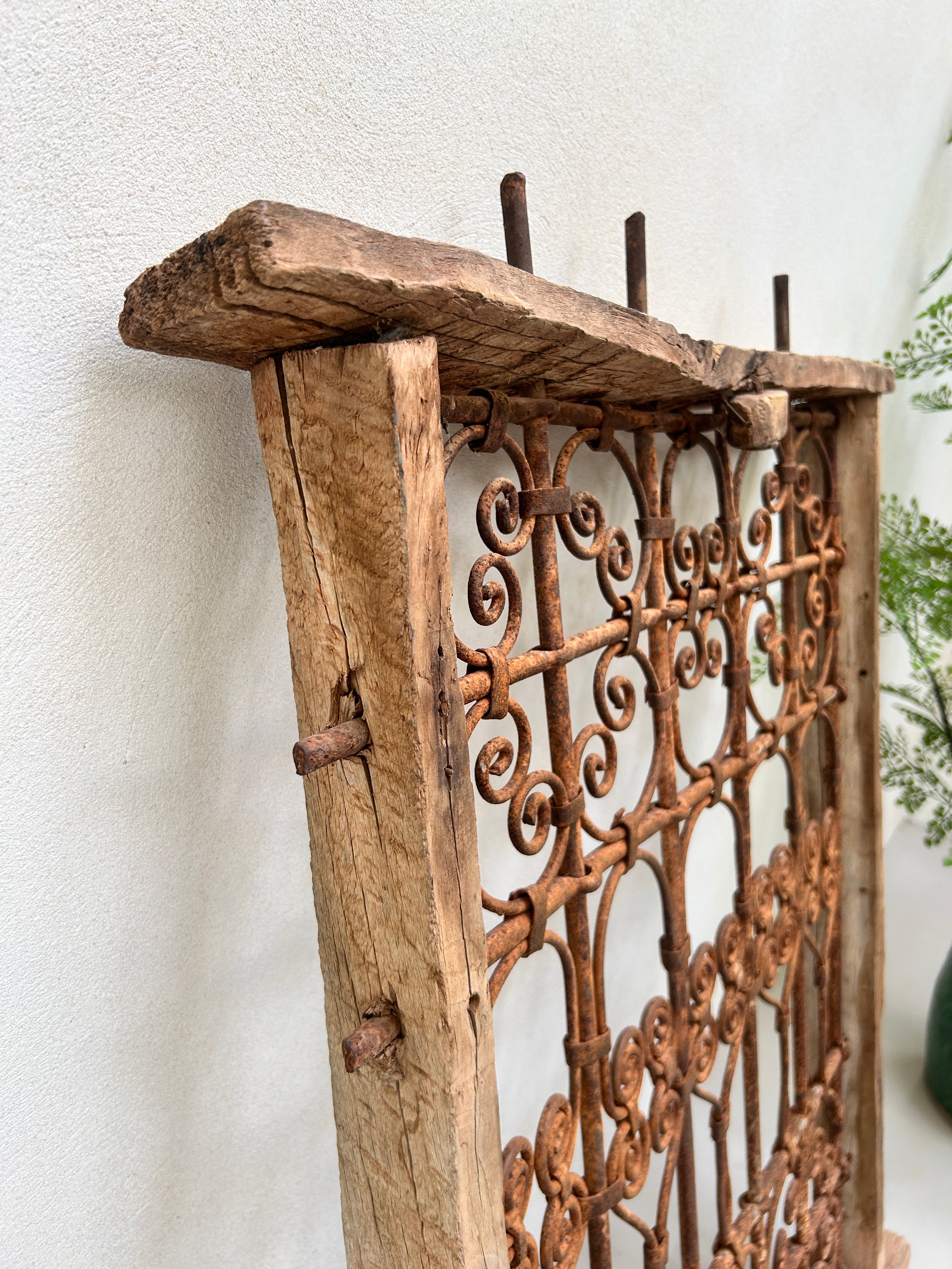 Cast iron antique wooden window grille | Agus