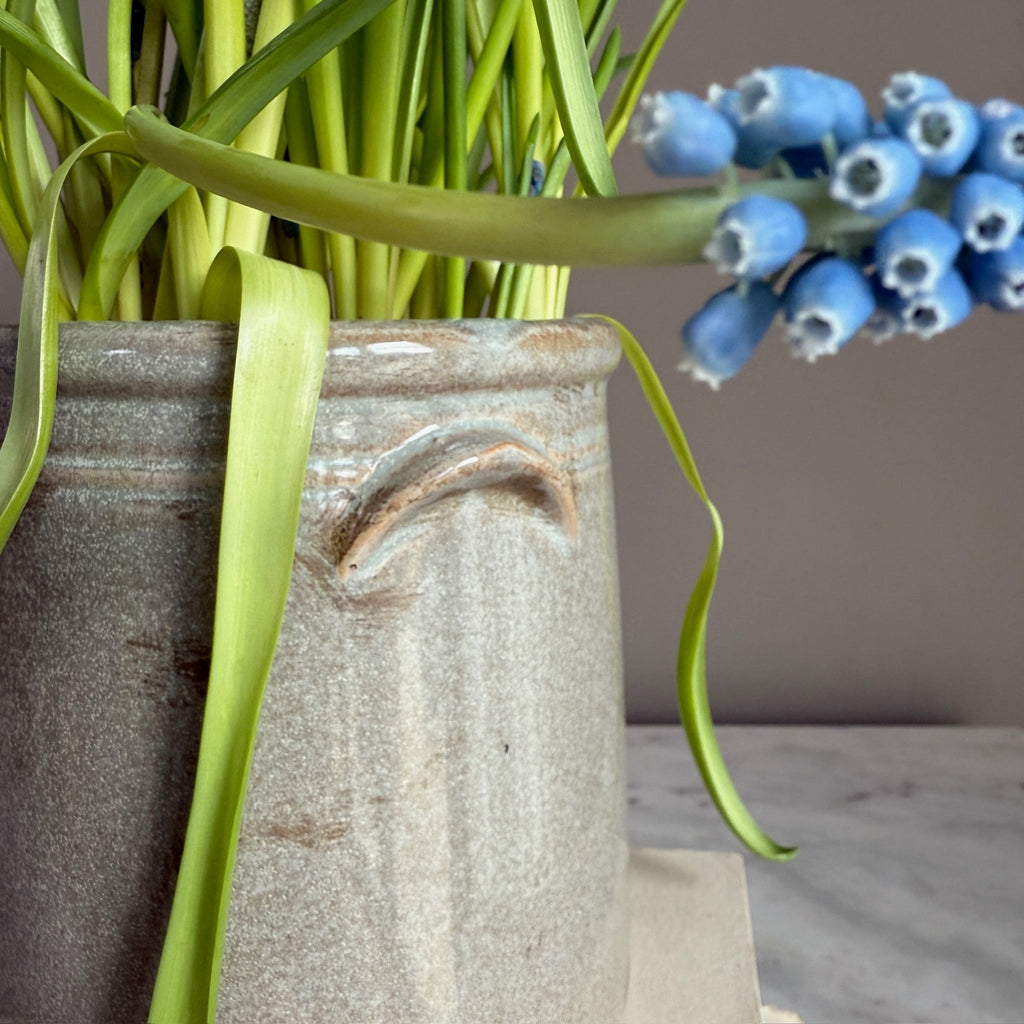 Distressed Grey Confit Pot | Bordeaux