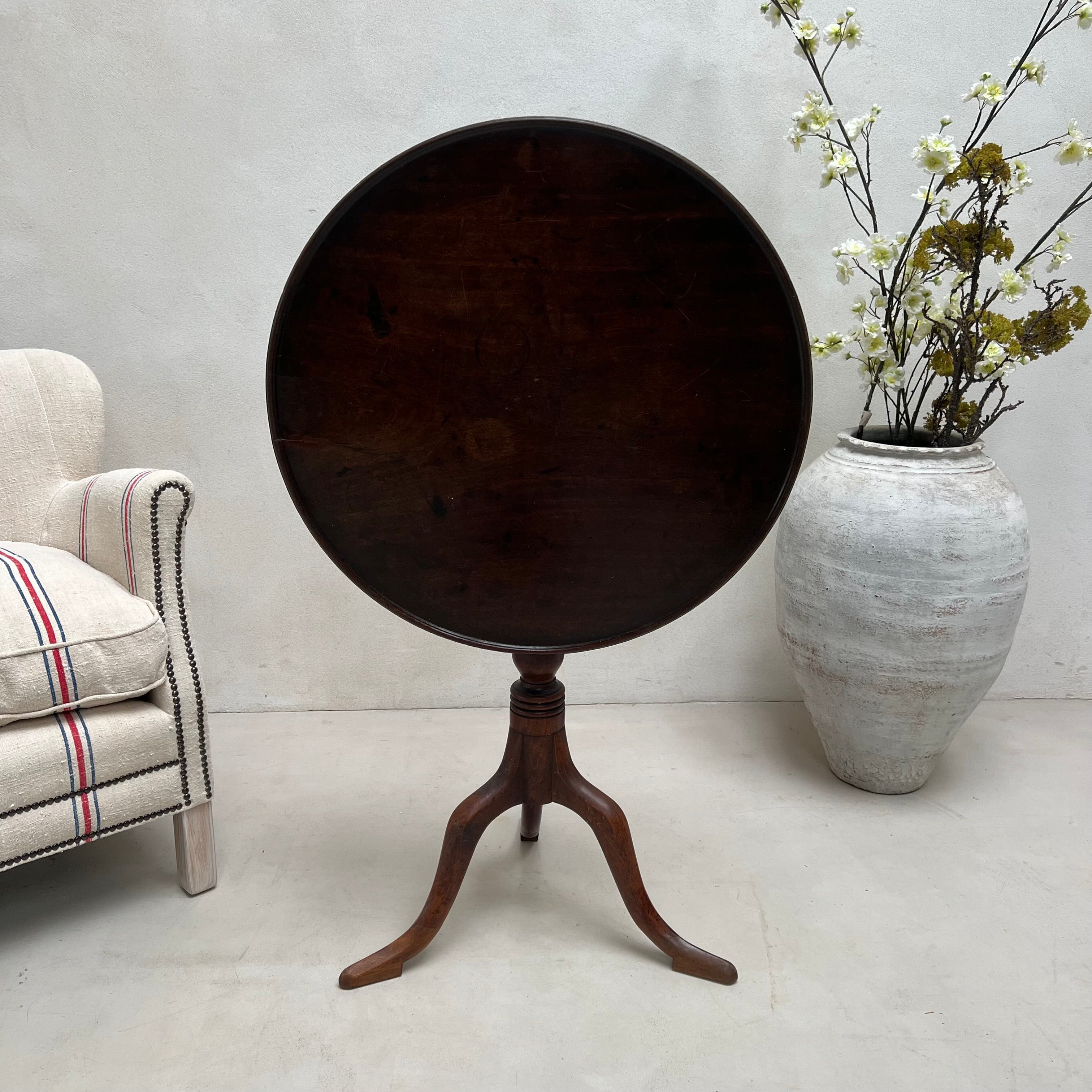 Georgian Mahogany Pedestal Table | George