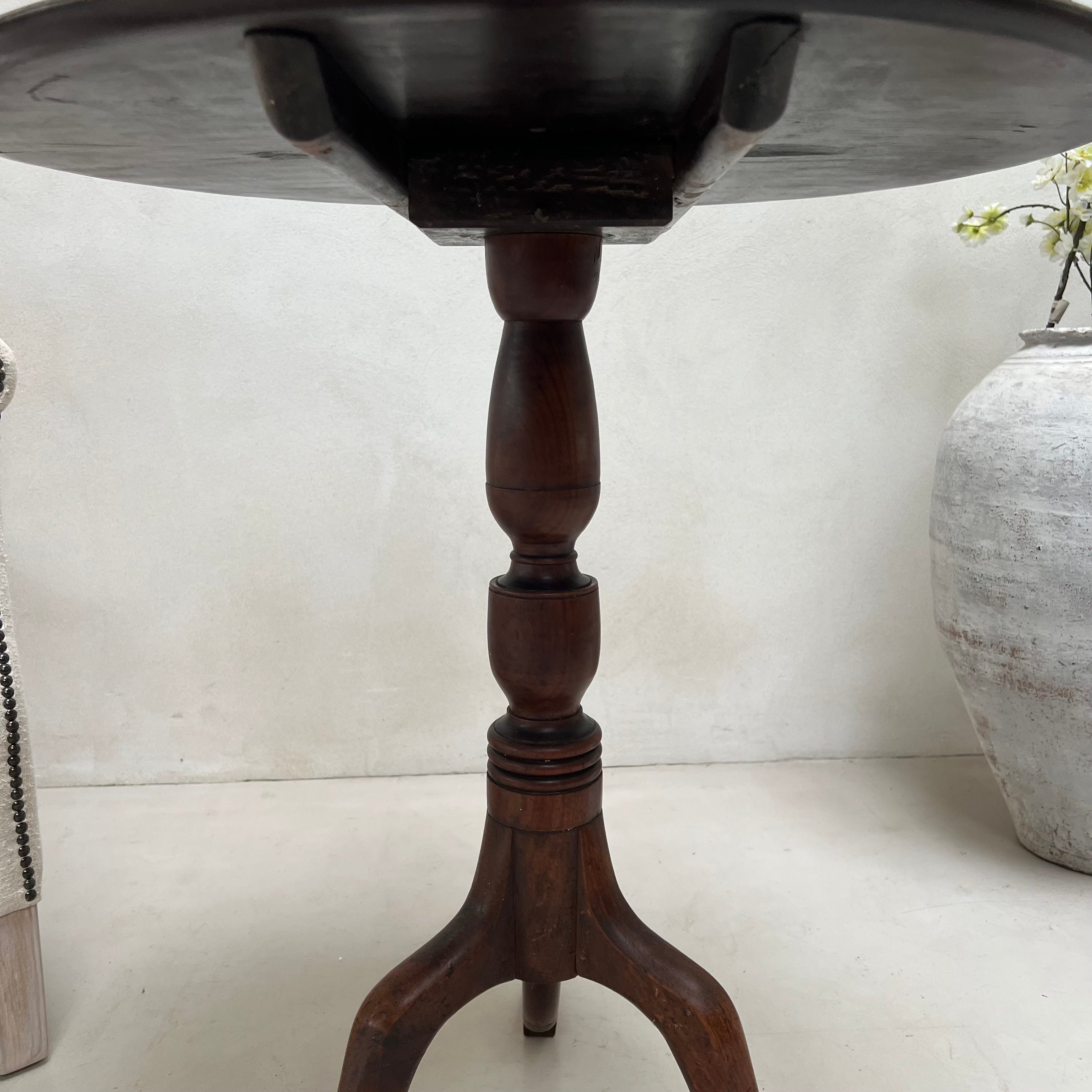 Georgian Mahogany Pedestal Table | George