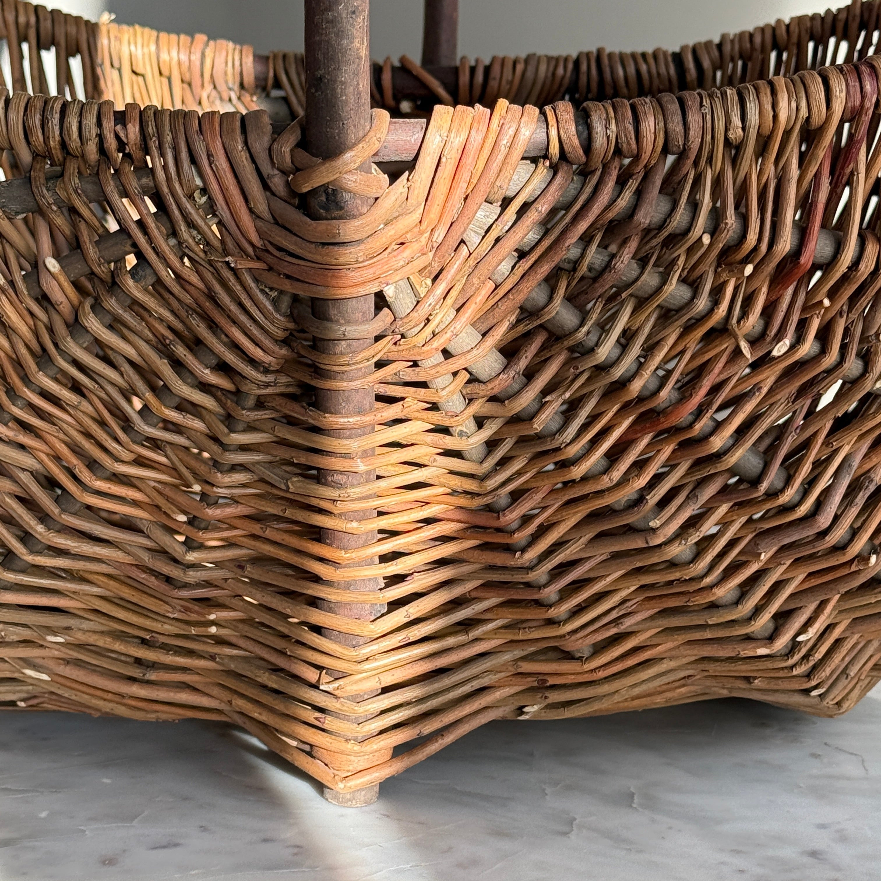 Hand woven willow trug | Katrina