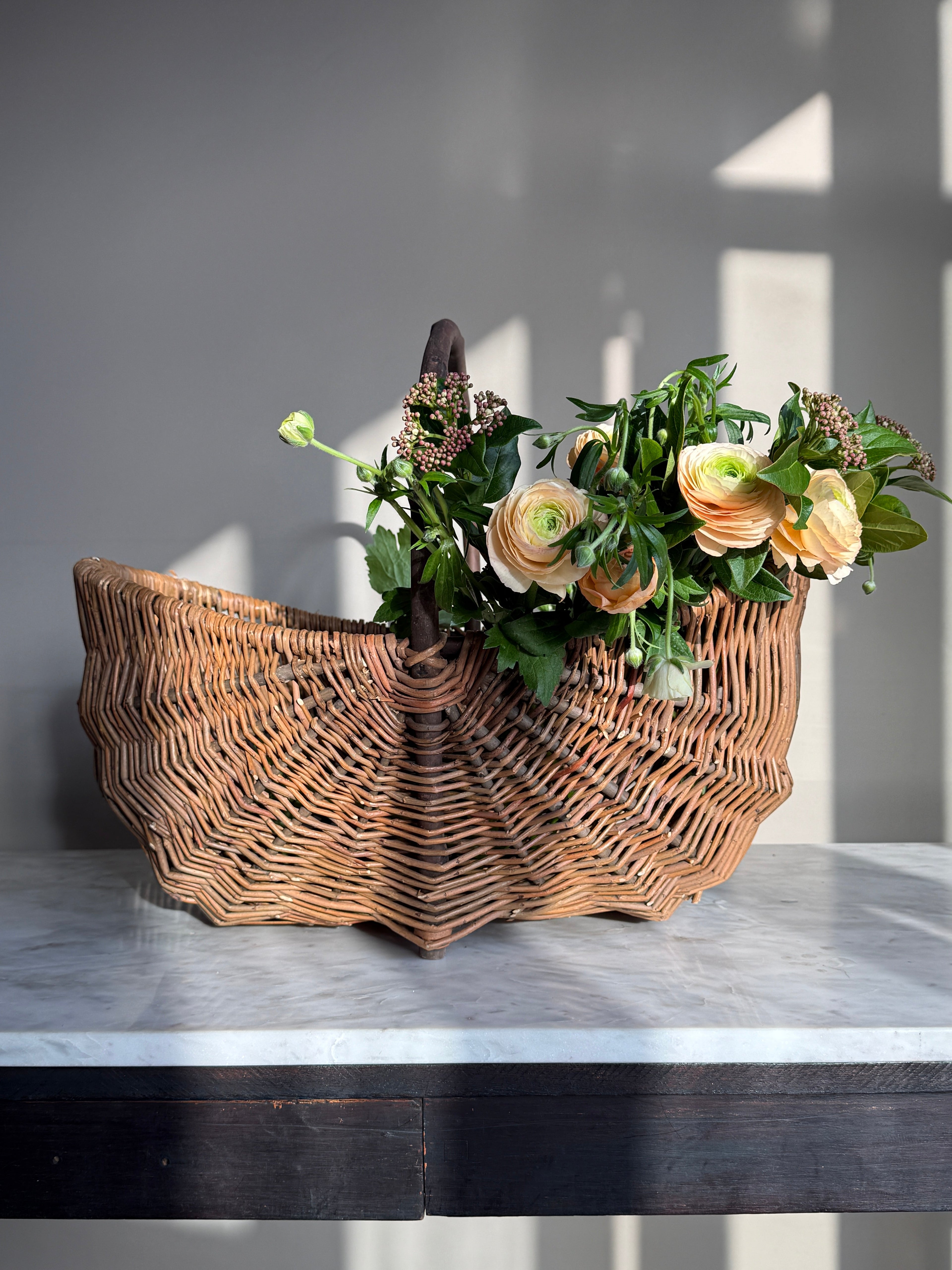 Hand woven willow trug | Katrina