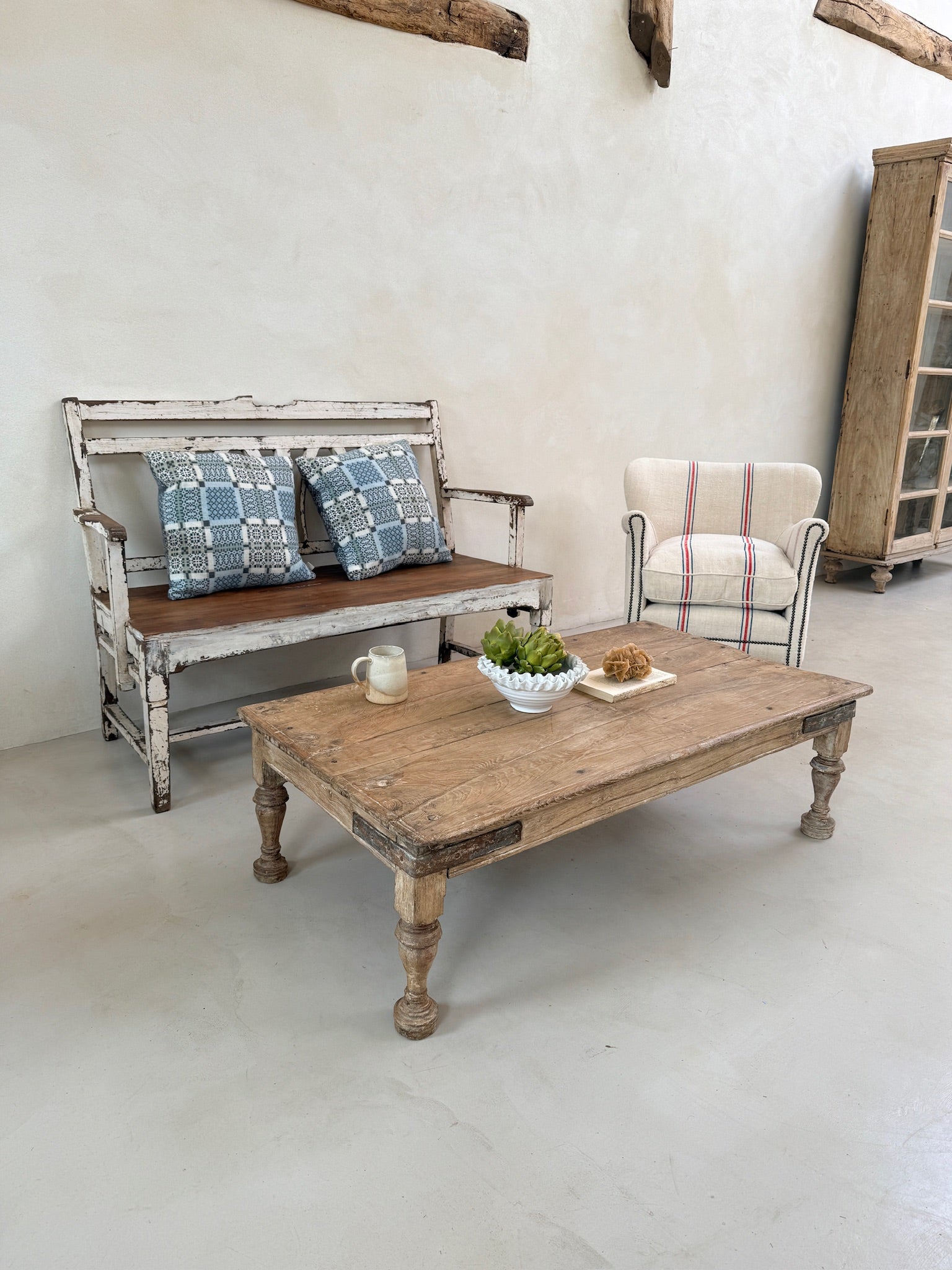 Rustic Vintage Coffee Table | Alexandra