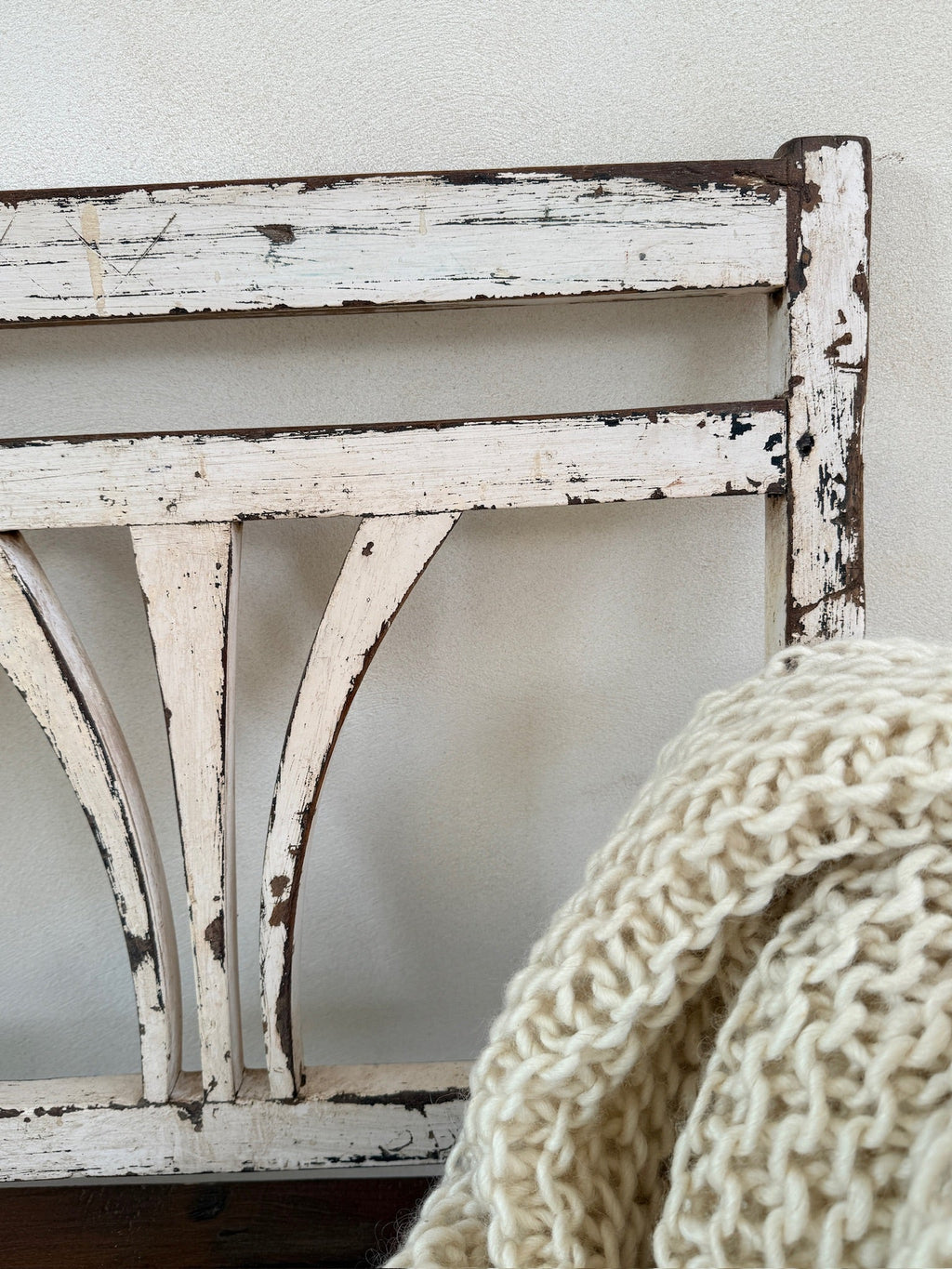 Vintage rustic wooden bench | Jessica