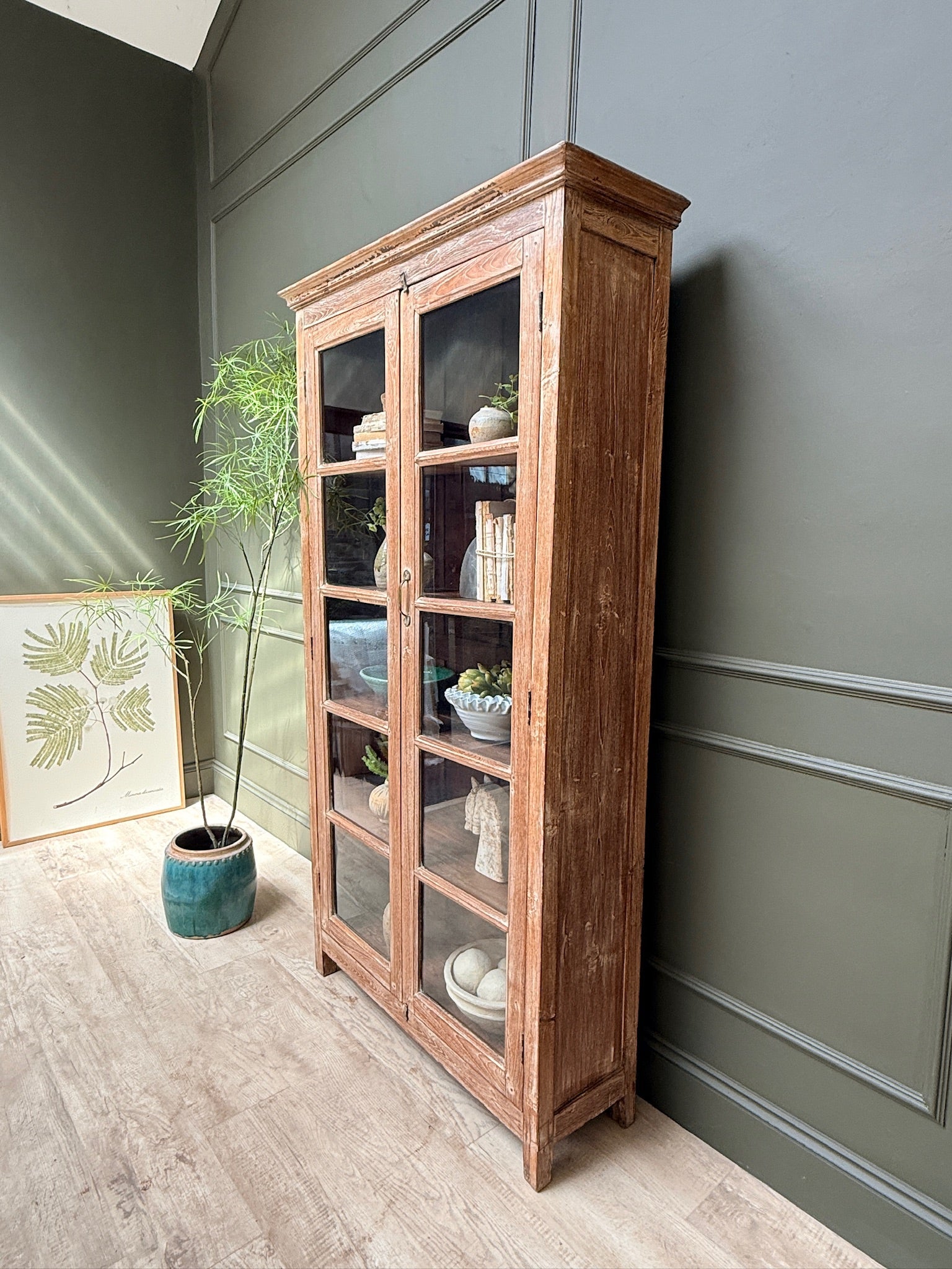 Vintage Display Cabinet | Naomi