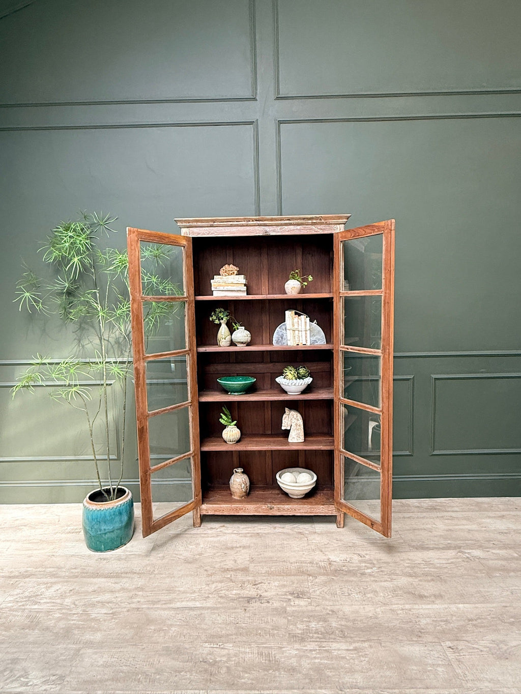 Vintage Display Cabinet | Naomi