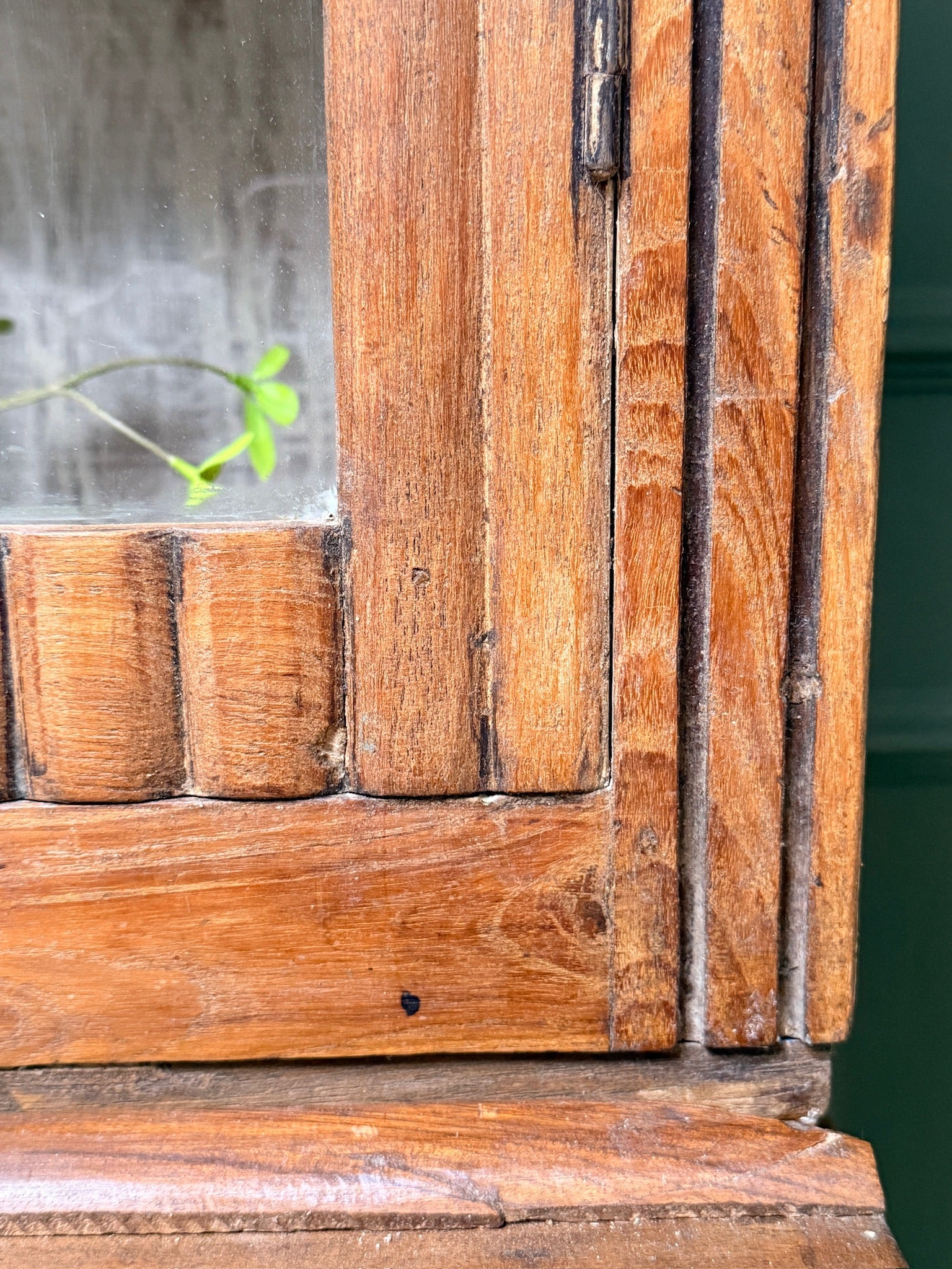 Large vintage glazed wooden display cabinet | Artie