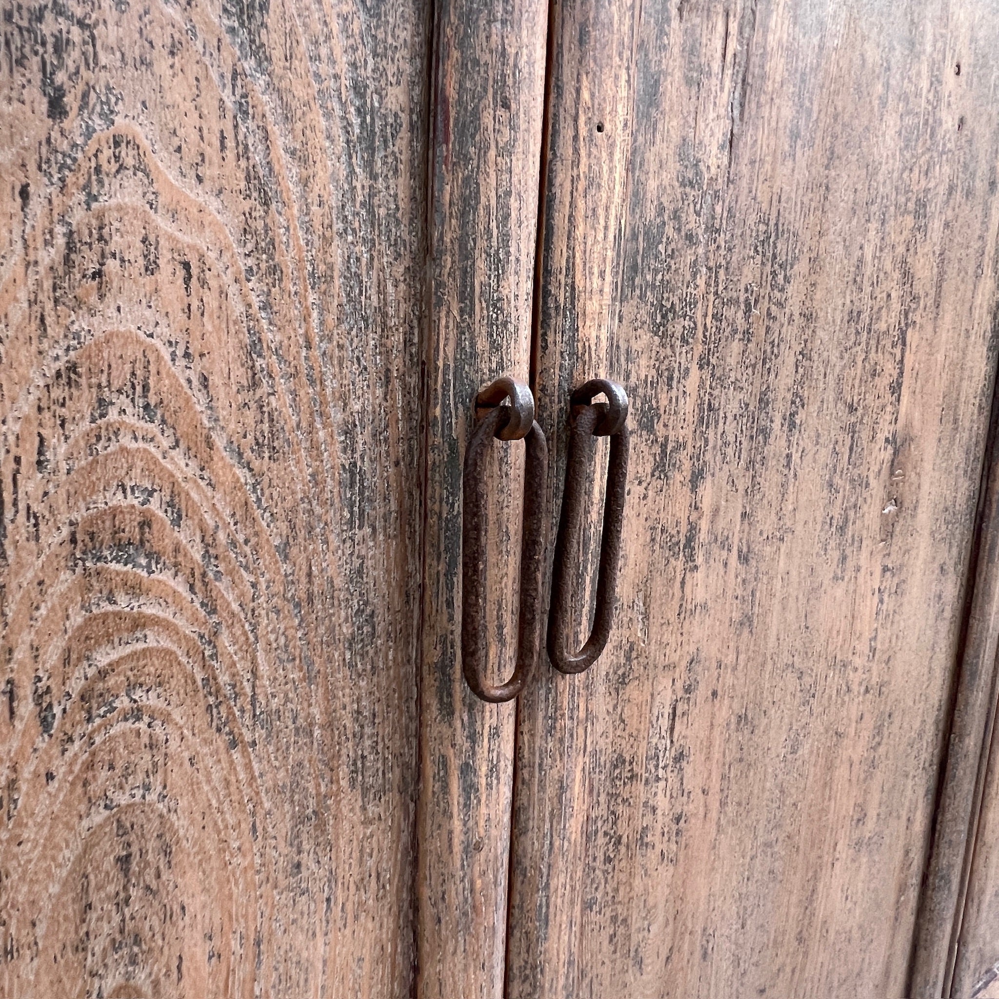 Antique Elm Sideboard | Ivy