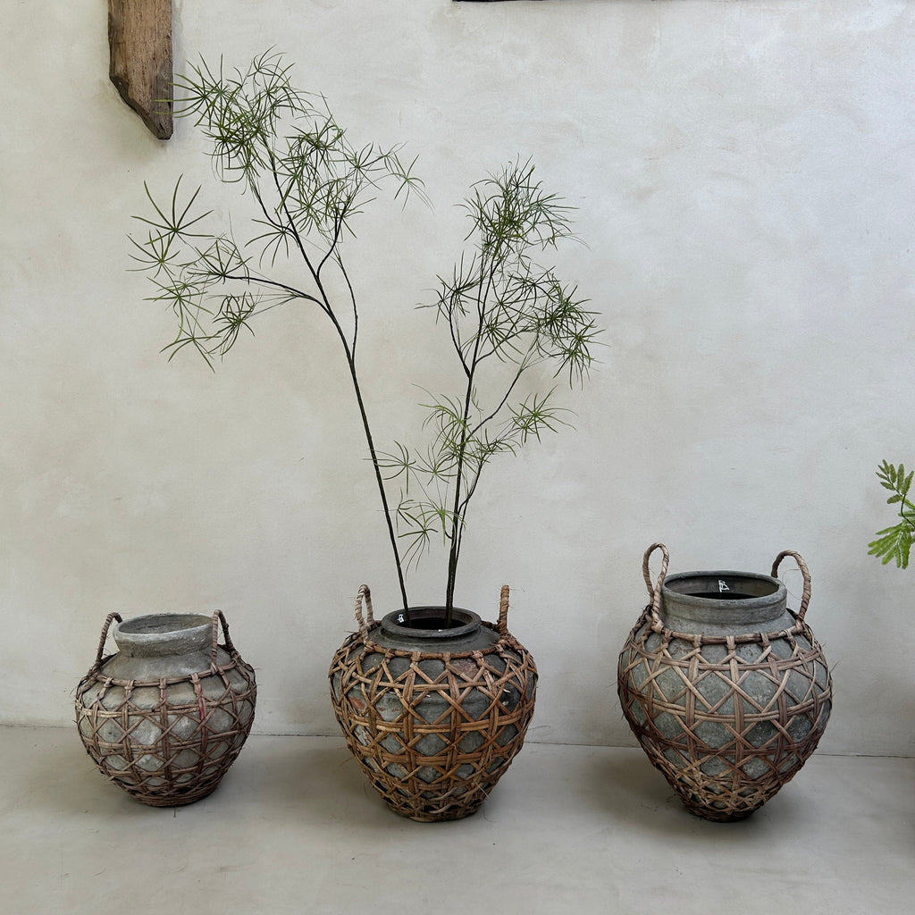 Large clay raffia antique Sabu Sumba water pots