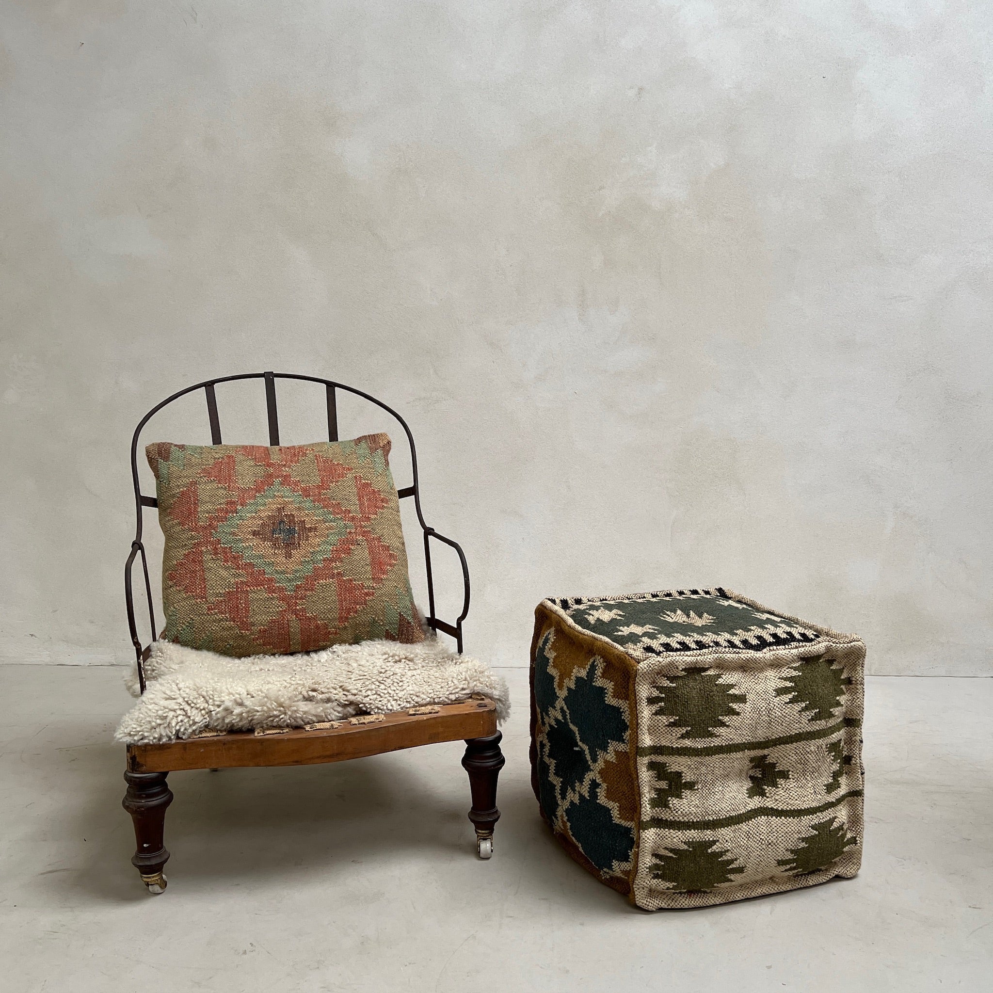Square Jute Kilim Pouf