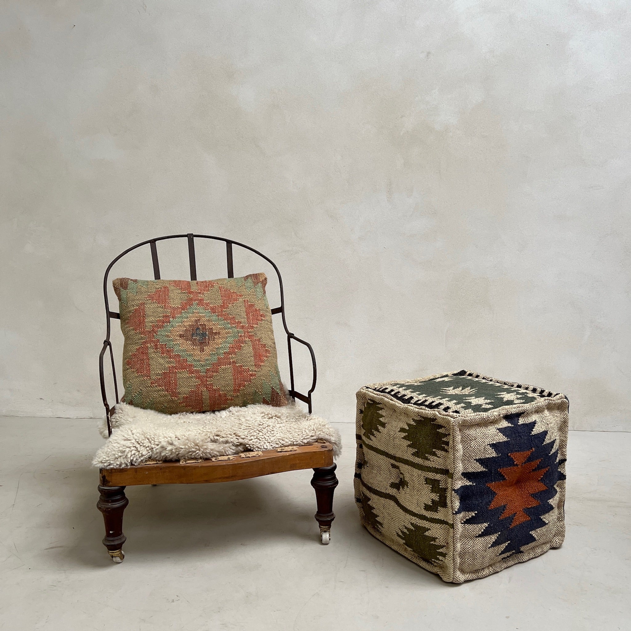 Square Jute Kilim Pouf