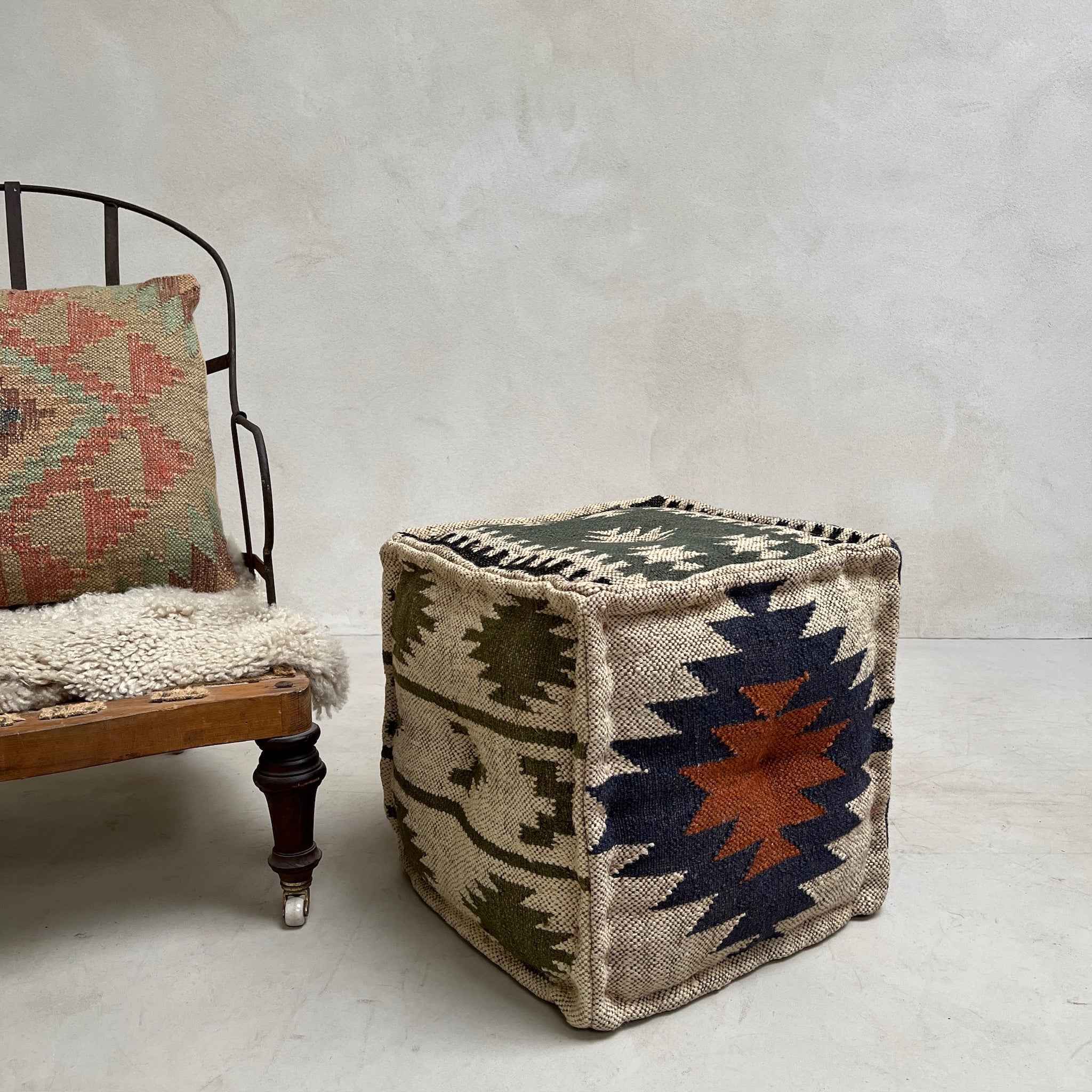 Square Jute Kilim Pouf