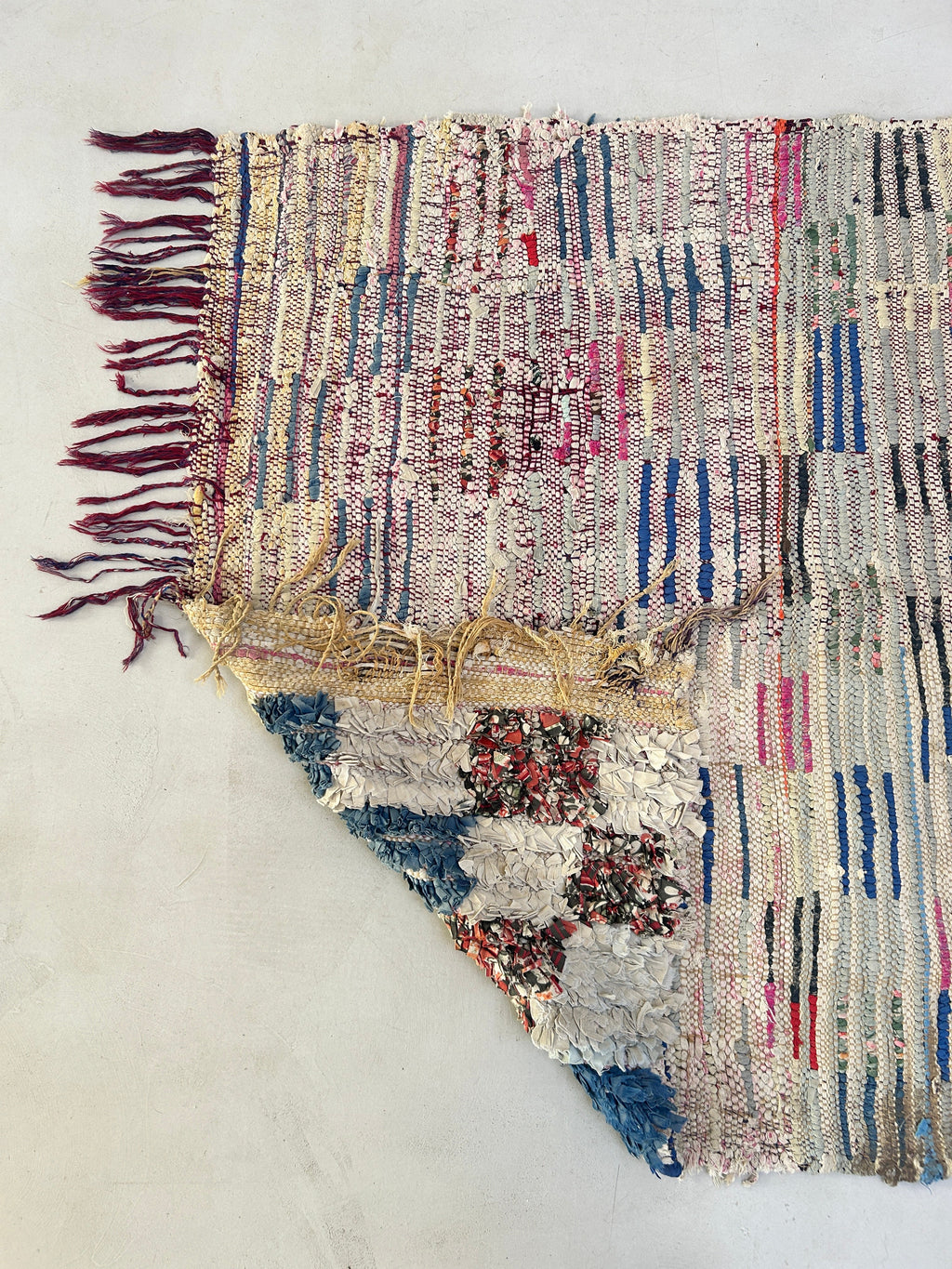 Vintage Moroccan Handmade woven rug | 150 X 100