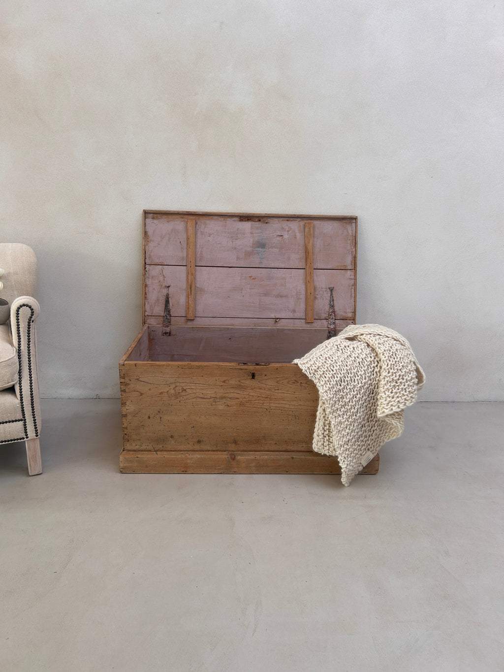 Vintage Blanket Box | Lawrence