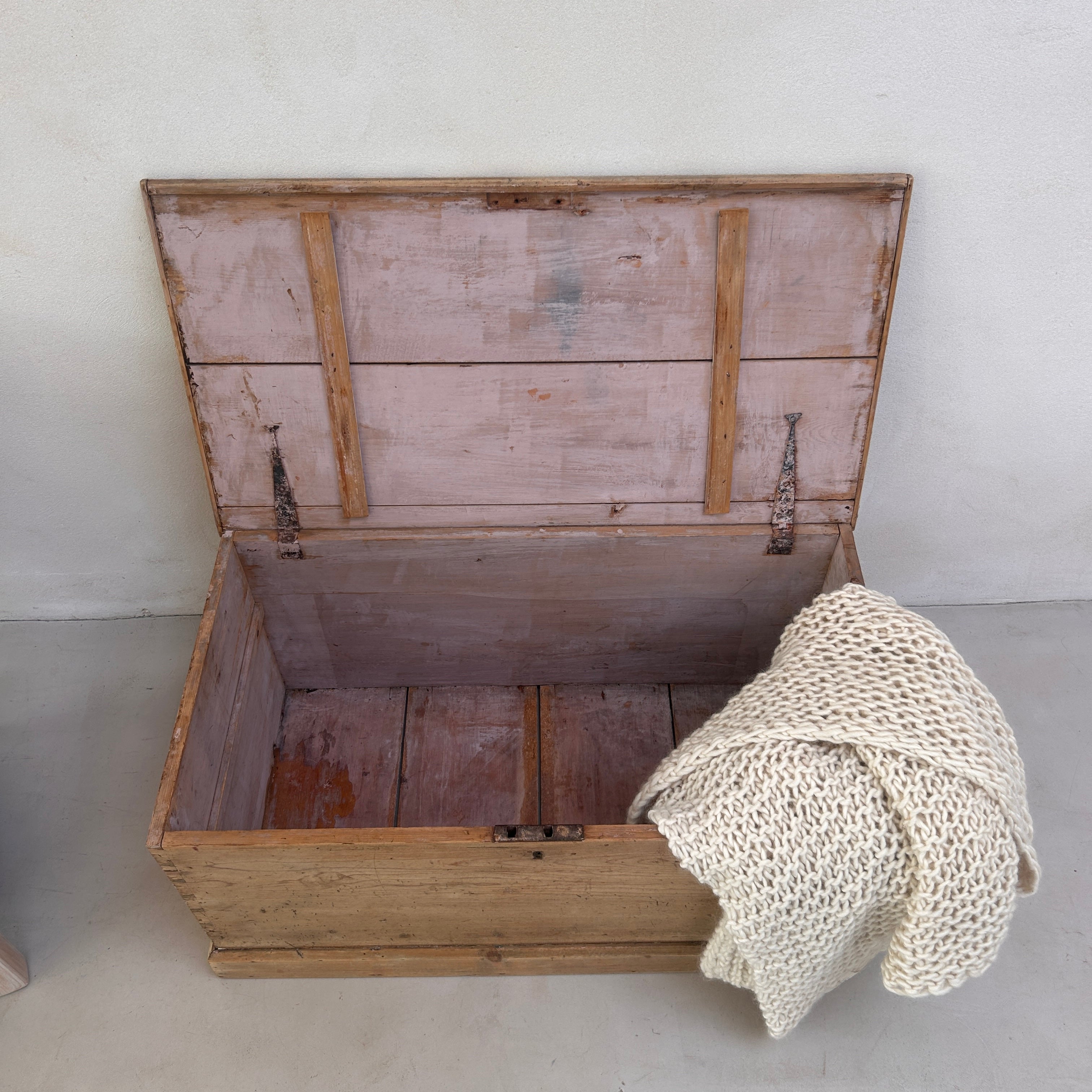 Vintage Blanket Box | Lawrence