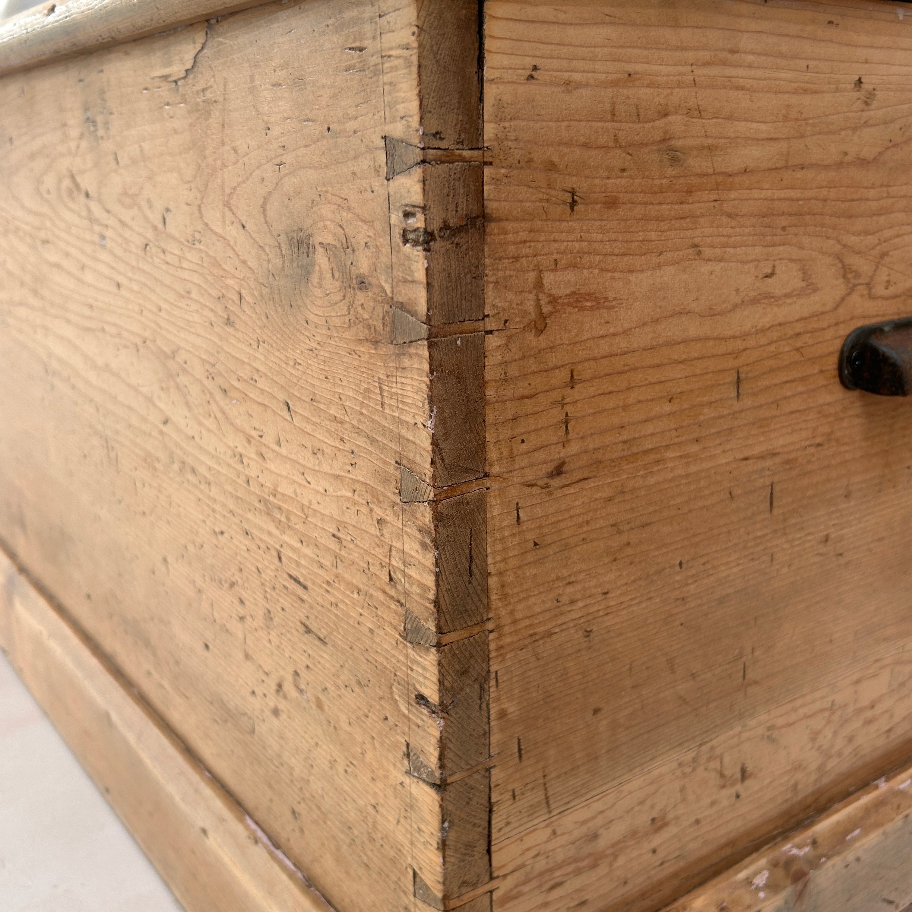 Vintage Blanket Box | Lawrence