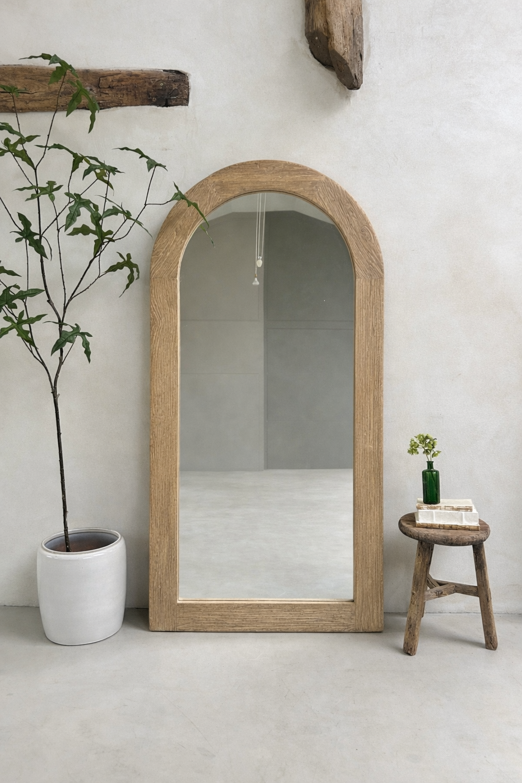 Large hand-carved elm arched rectangular mirror | Iris