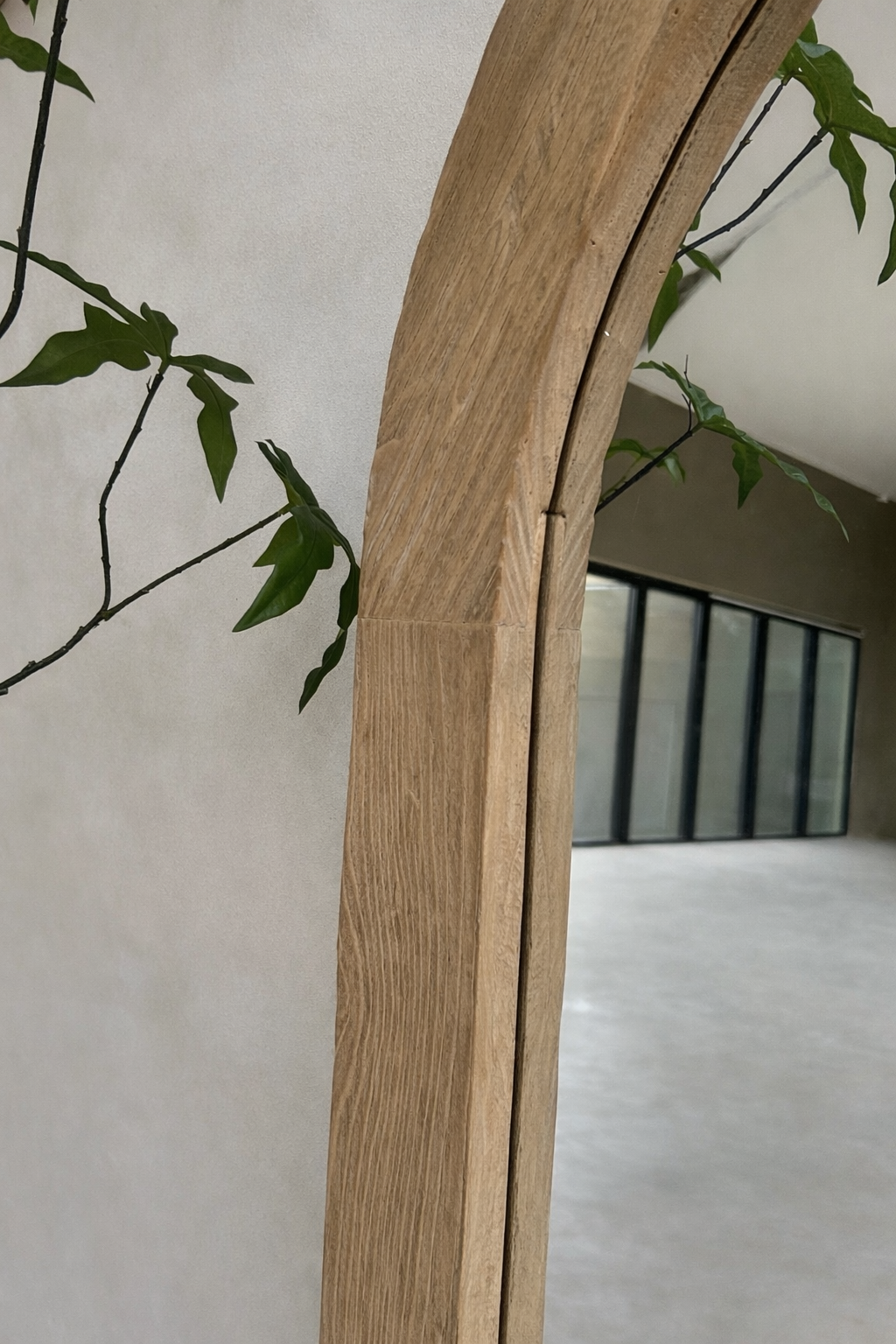 Large hand-carved elm arched rectangular mirror | Iris